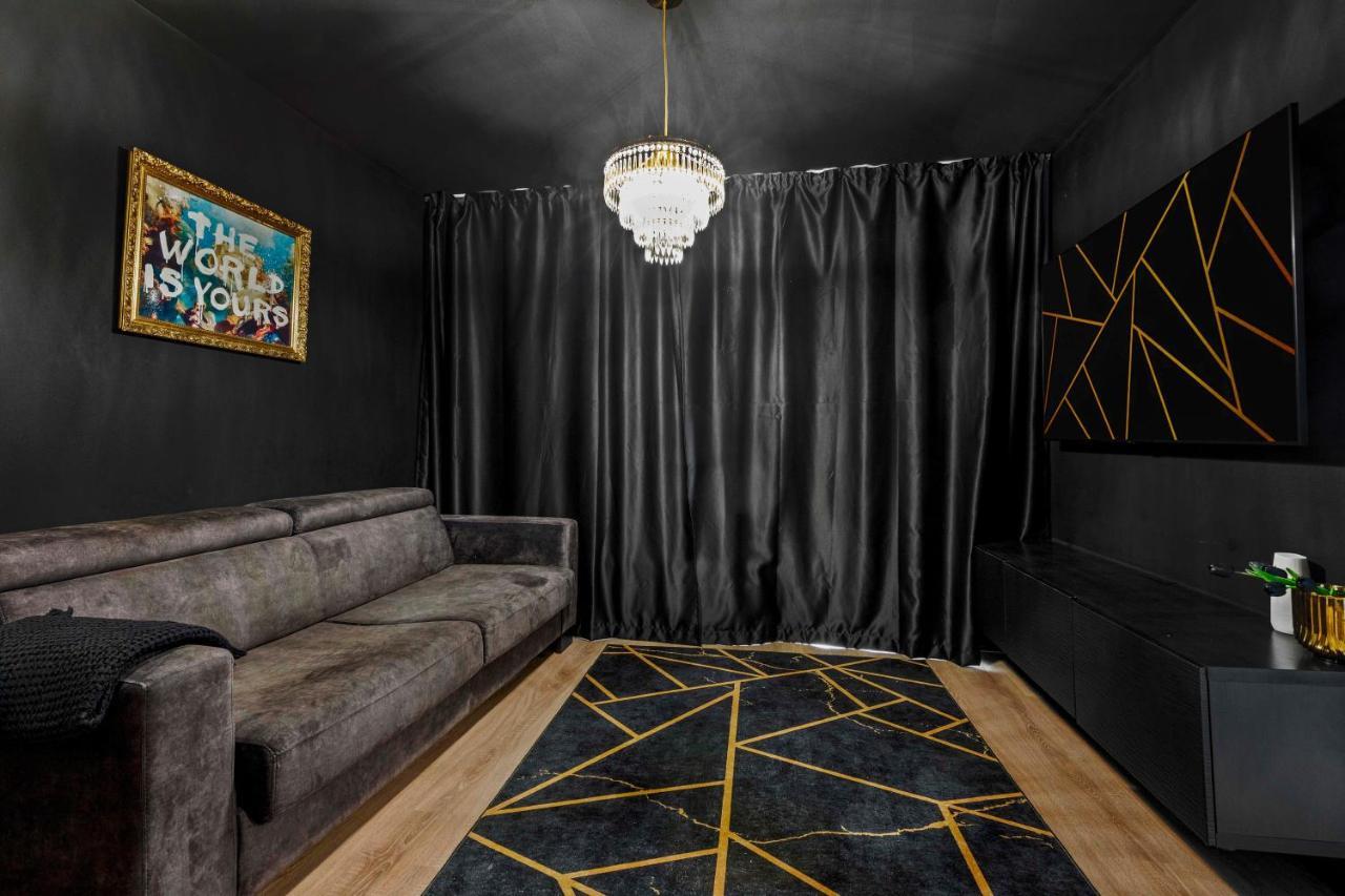 Apartmán Lam Black - Ac - Balcony Bratislava Exteriér fotografie